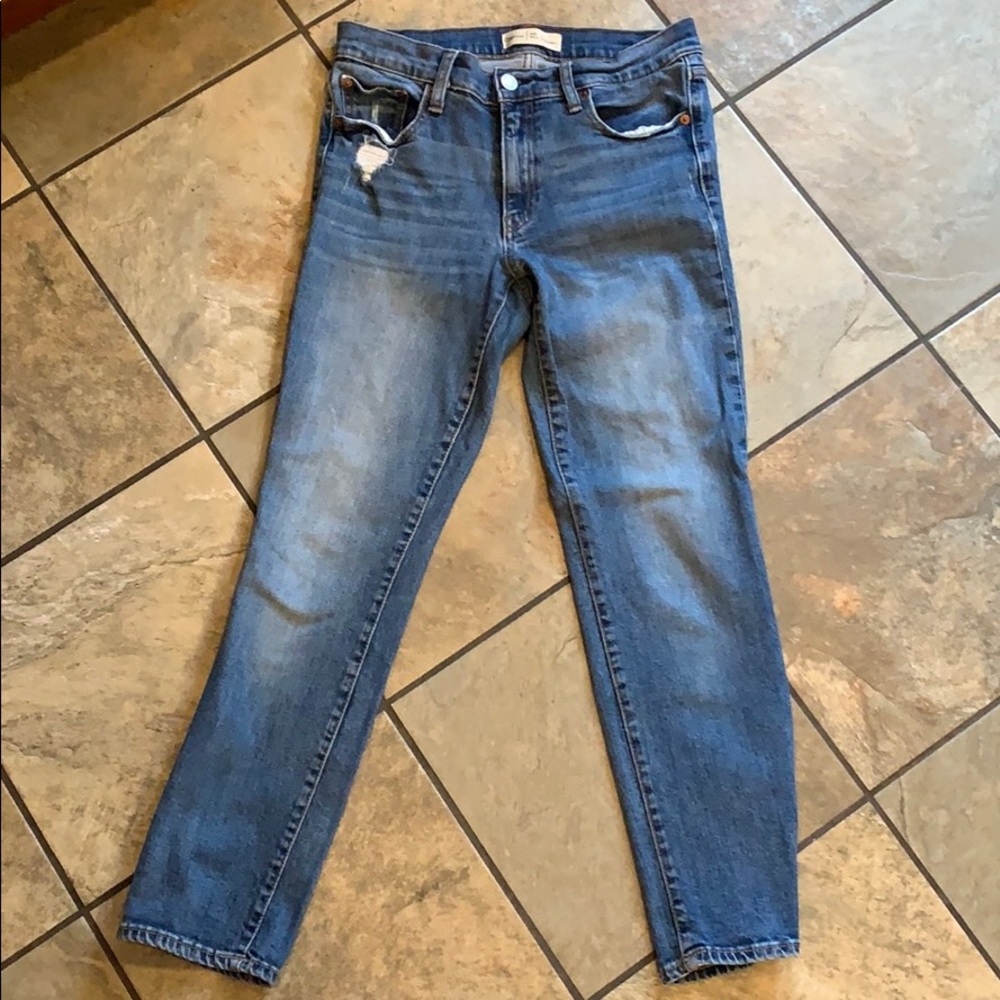 Mid rise straight leg jeans